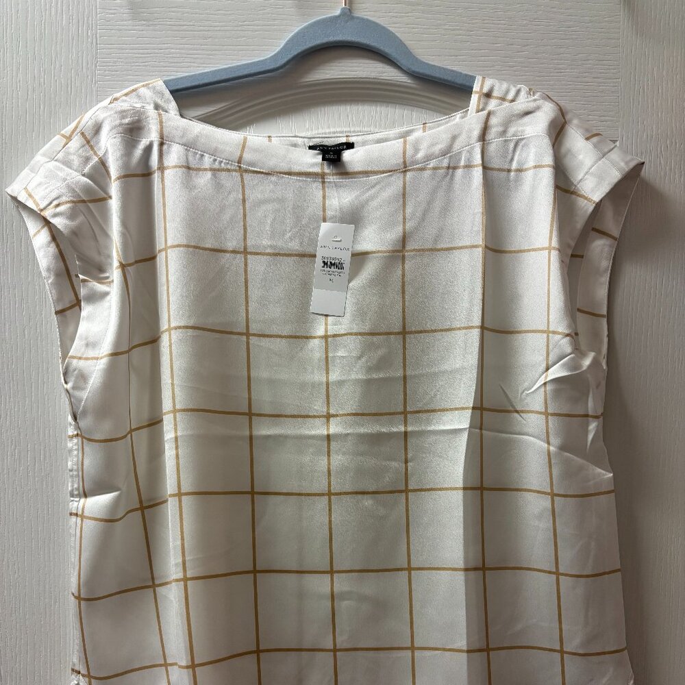 Ann Taylor windowpane boatneck top Sz M